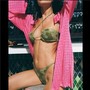 triangl FLYNN - PARRE